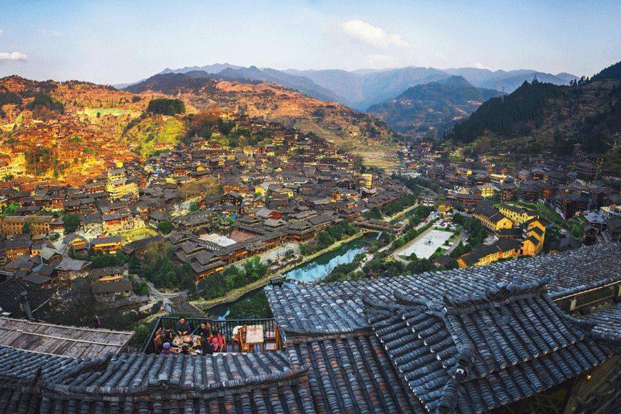 地图上的贵州风光,舞台演绎自然之美